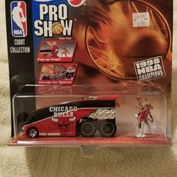 Hot Wheels Chicago bus