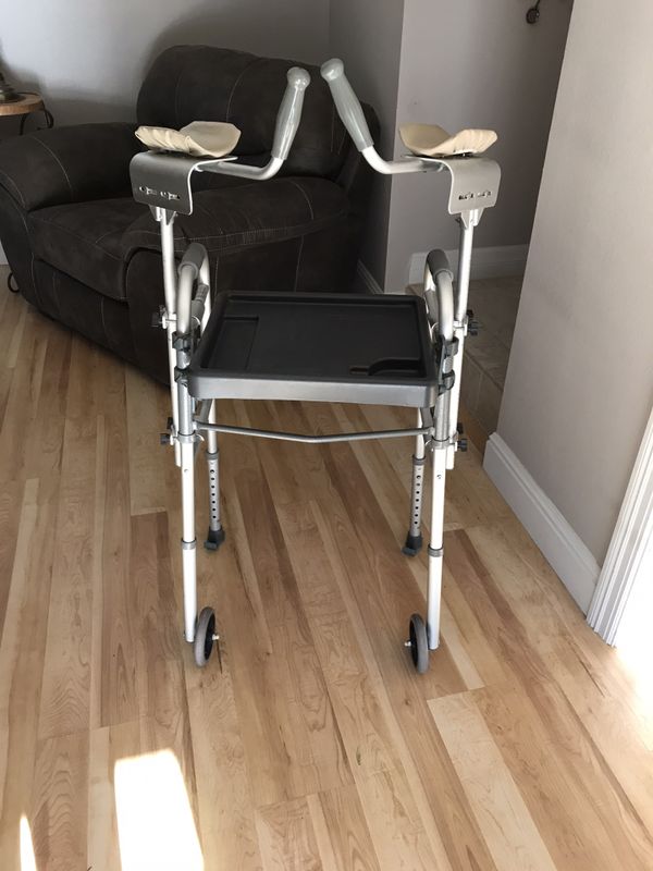Guardian walker with tray/platform attachments for Sale in Santa