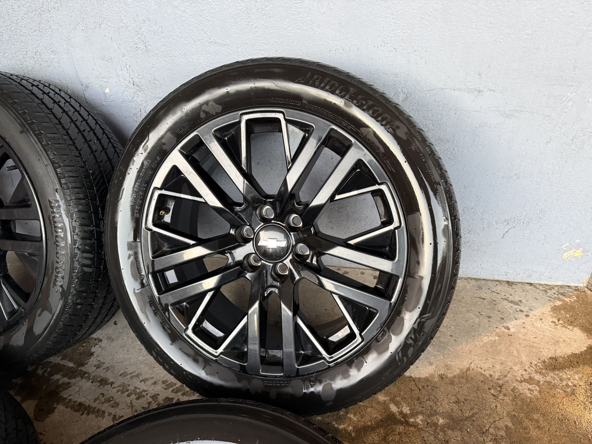 Silverado Wheels 22 Inch Rims and Tires Oem