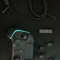 Razer Wolverine PC/PS5 Controller 