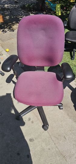 New: Maroon Office / Gaming Chair