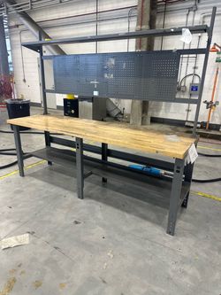 Heavy-Duty Industrial Workbench / Workstation with Pegboard
