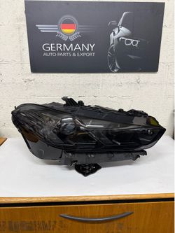 Bmw G06 G05 2025 Headlight  Rh oem