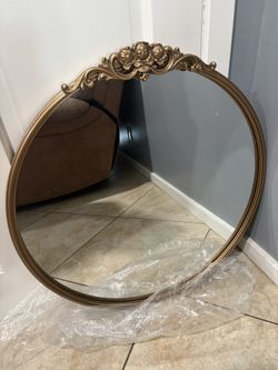 Gold Mirror 24”