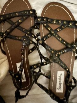 Aeropostale sandals