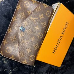 Louis Vuitton Wallet Monogram Jeanne Fuchsia W/both inserts
