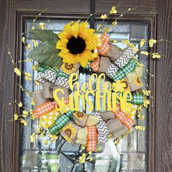 Door Wreath “ Hello sunshine”