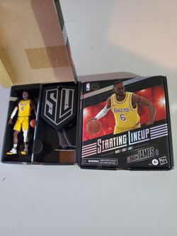 Lebron James FIGURE