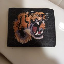 Gucci wallet for Sale in Boston, MA - OfferUp