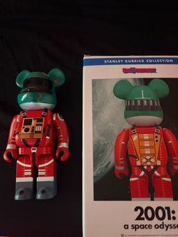Be@rbrick Space Suit