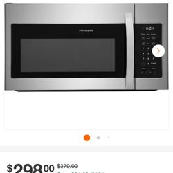 BRAND NEW FRIGIDAIRE MICROWAVE