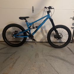 Custom Full Suspension Dirt Jumper Mtb