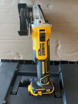 DEWALT 20V XR Brushless Angle Grinder
