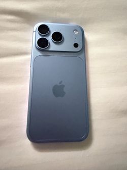 iphone 18 pro(not the max) 512gb US MOBILE FLEX POLICY 🪫 🔁 count is 3 🪫 health 💯 clean Imei phone is used no box or accessories phone only $1,200 