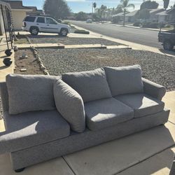 Free Couch Come Today 