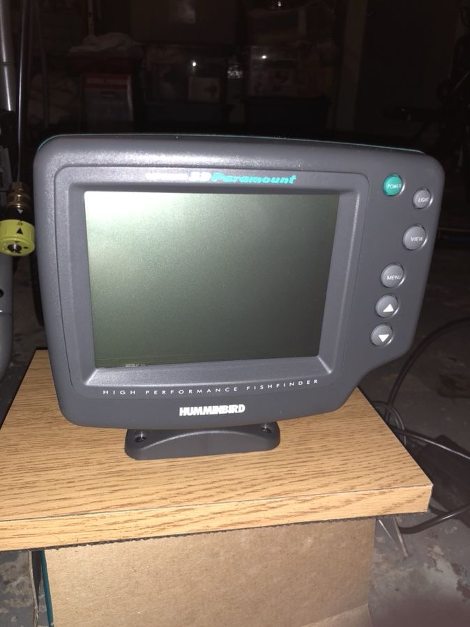 Wide 3D paramount fish finder humminbird