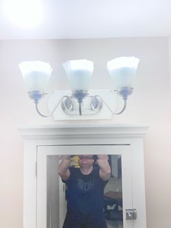 3 bulb vanity light