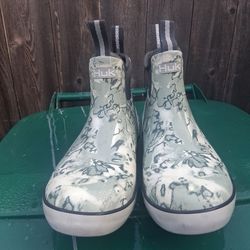 HUK fishing/marine boots