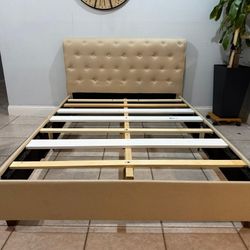 BED FRAME FULL SIZE 