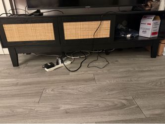 Tv stand