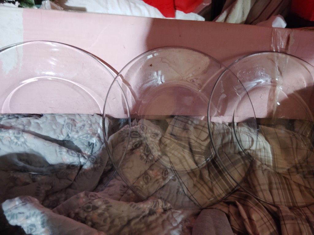3 Clear Glass Plates 