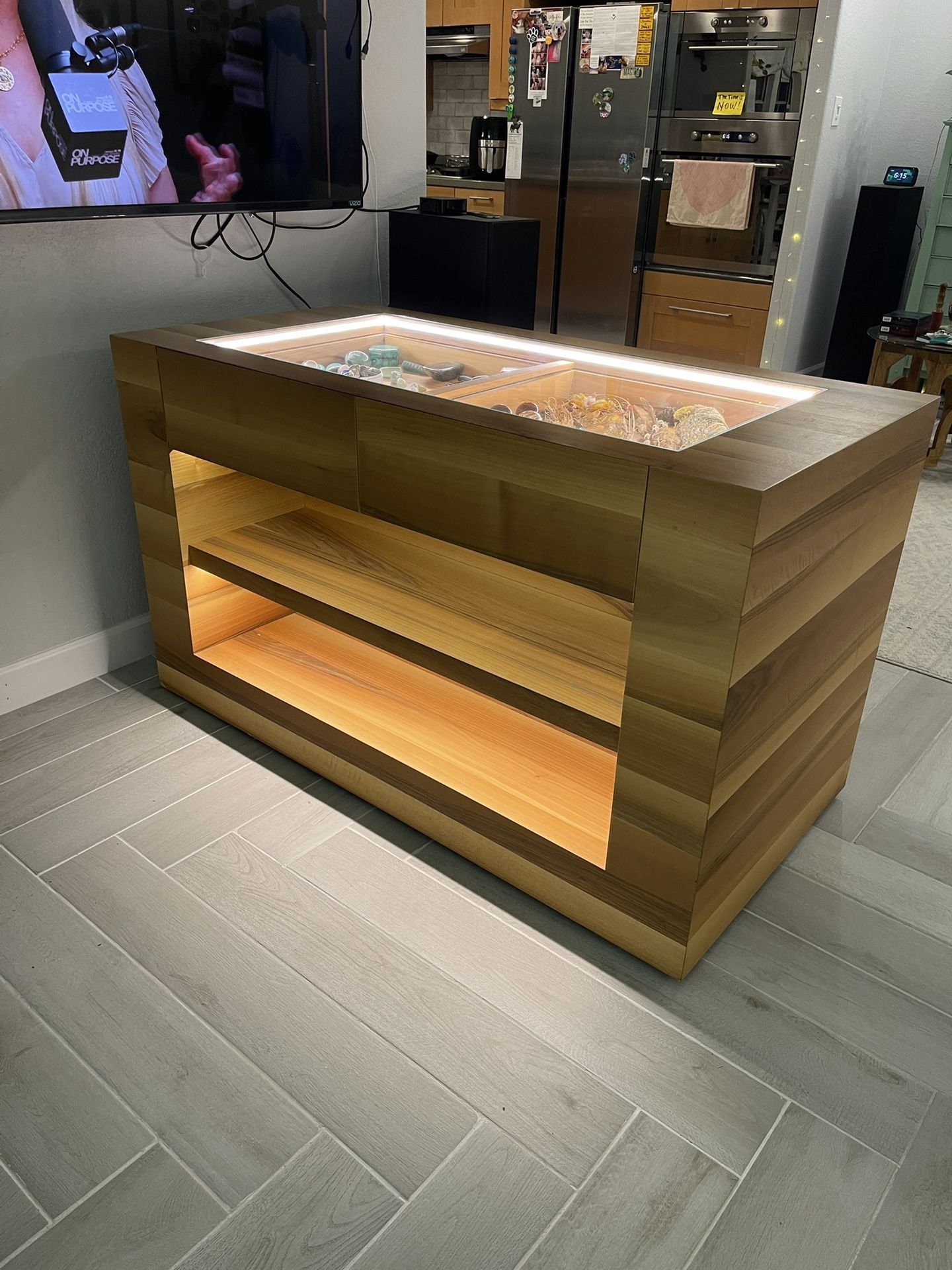 Light-up Luxury Display Case / Drawers / Chest / Shelves