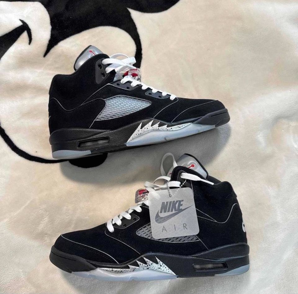 Jordan 5 Metallics *Accepting Trades*