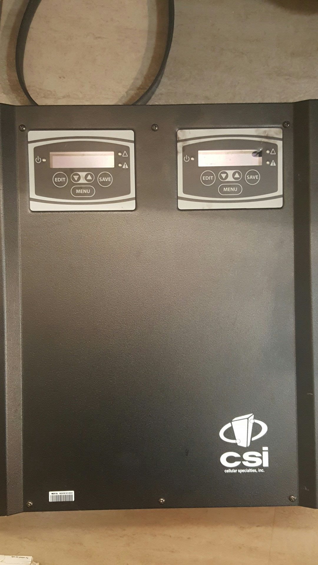 Cellular Specialists signal booster