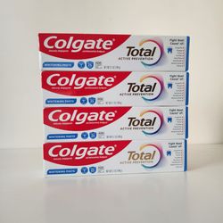 4 Colgate Toothpaste Whitening 5.1oz