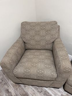 Accent Chair with Ottoman