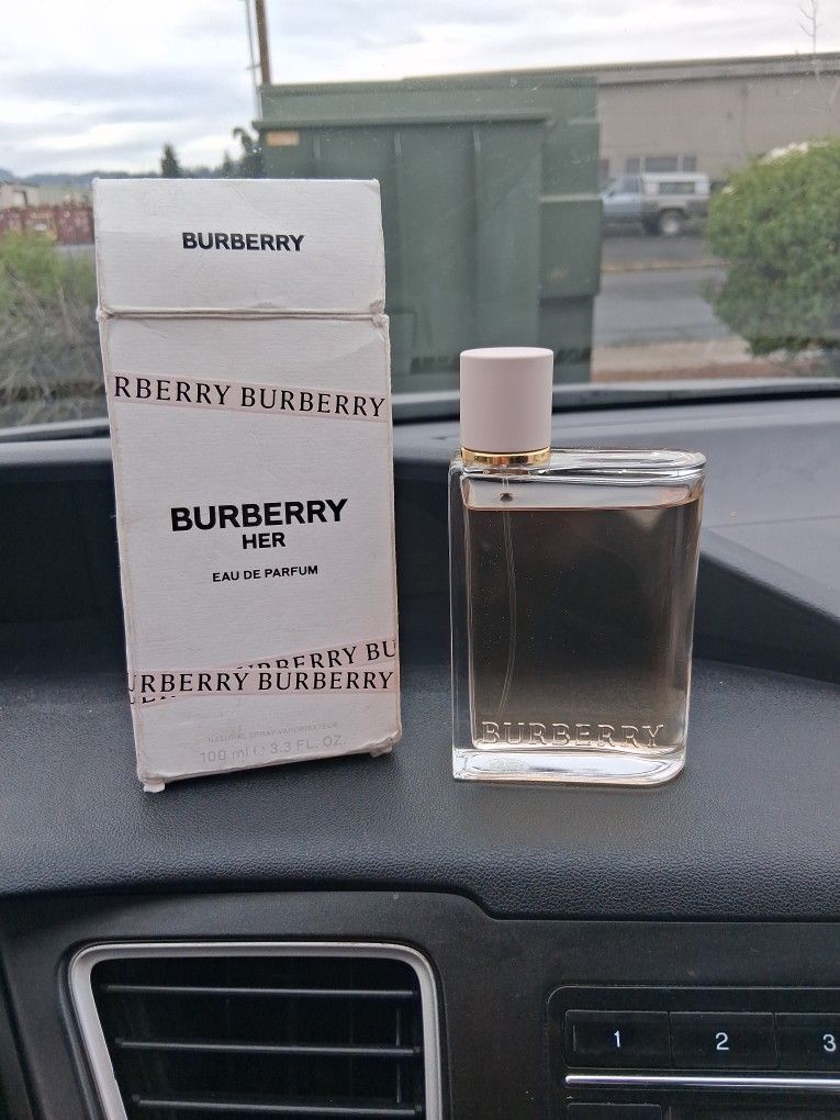Burberry Her Perfume