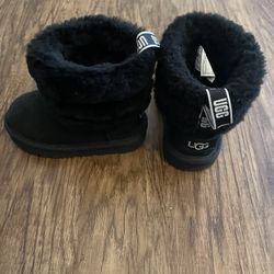UGG Boots Size US Toddler 6