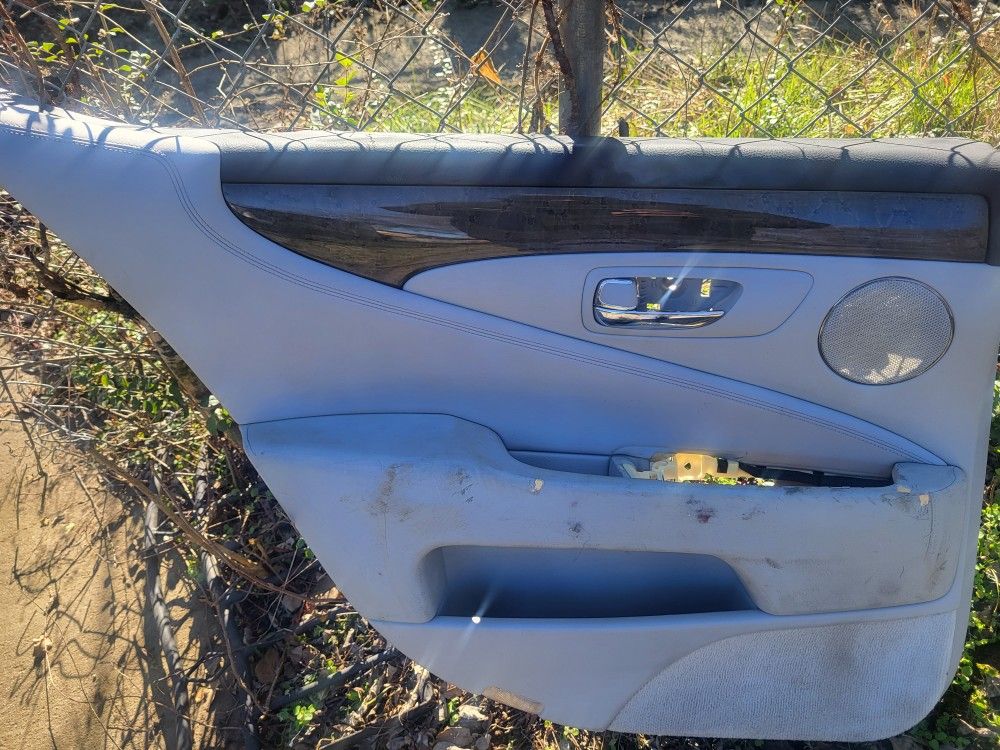 Lexus LS 460 Interior Doors