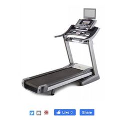 FreeMotion 790 Interactive Folding Treadmill