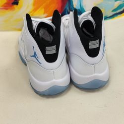 Jordan 11 retro Size 6.5 2 Pair. 