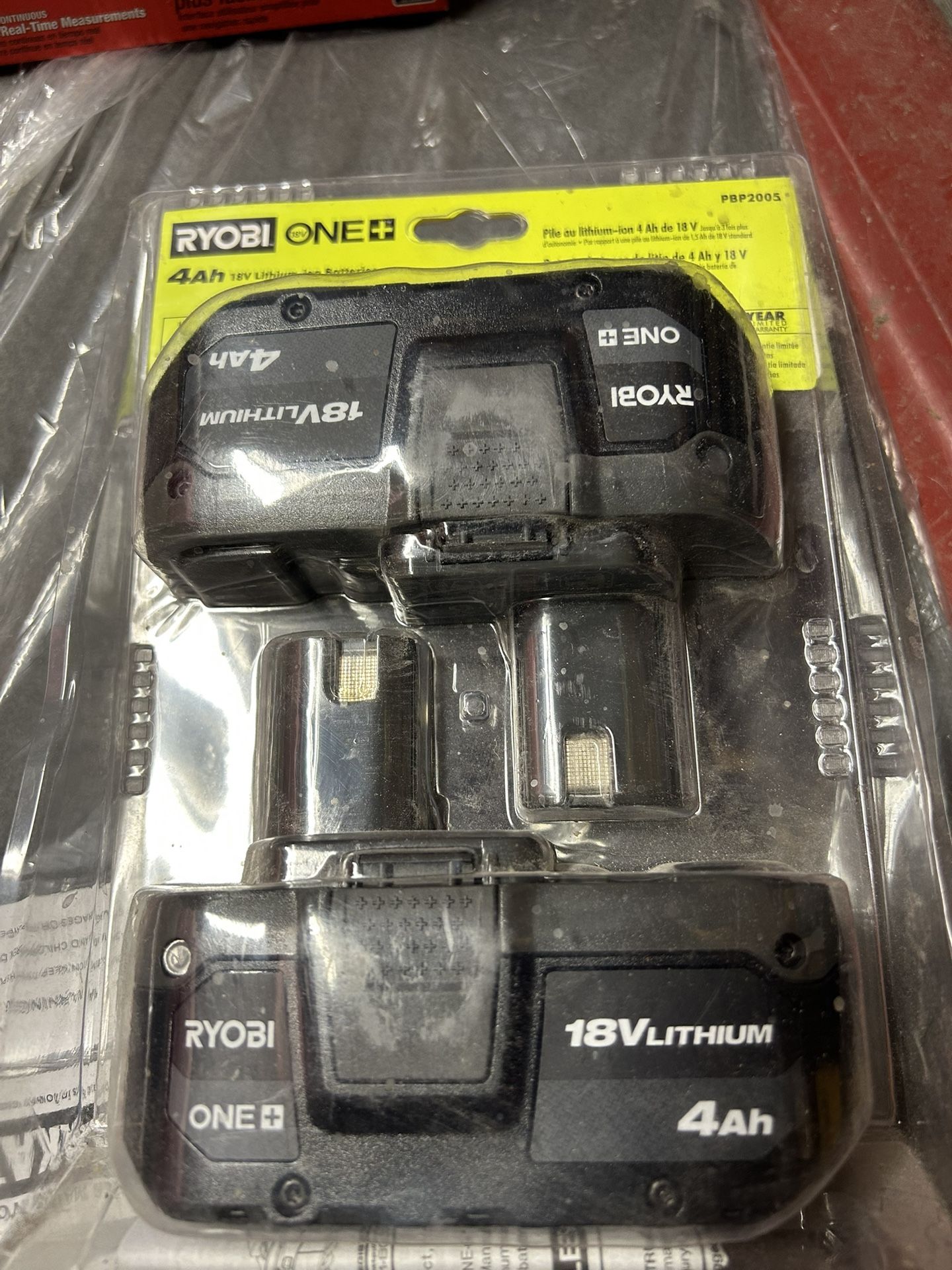 2 batteries ryobi 4.0 ah