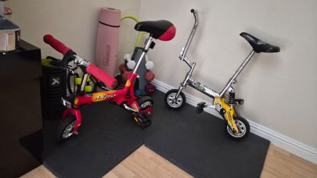 2 vintage monkey bikes