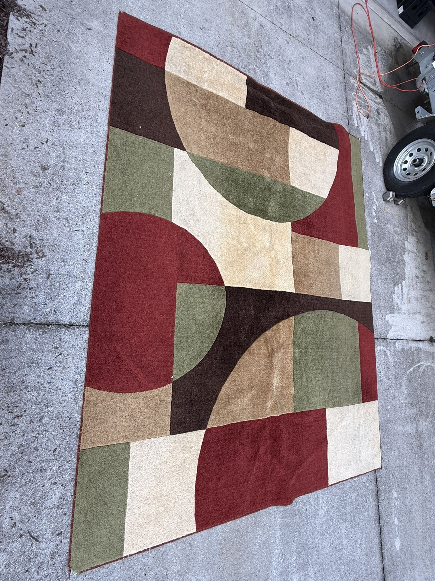 Large area Rug 122 X 93 inches no