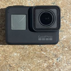 GOPRO (HERO 5)