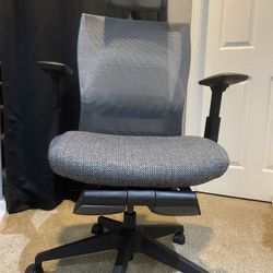 Ergonomic Office Chair - Autonomous MyoChair