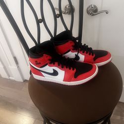 Jordan 1 Retro Rare Air Max