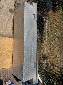 Tool box for truck