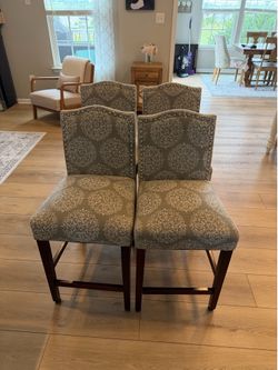 4 counter stools