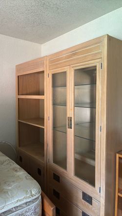 Cabinets (Lighted)