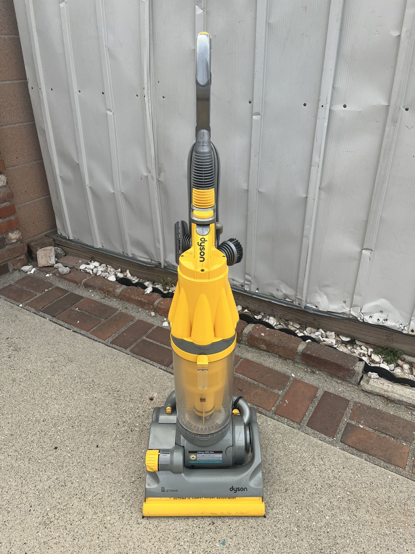 Dyson Dc07 Vacuum Cleaner