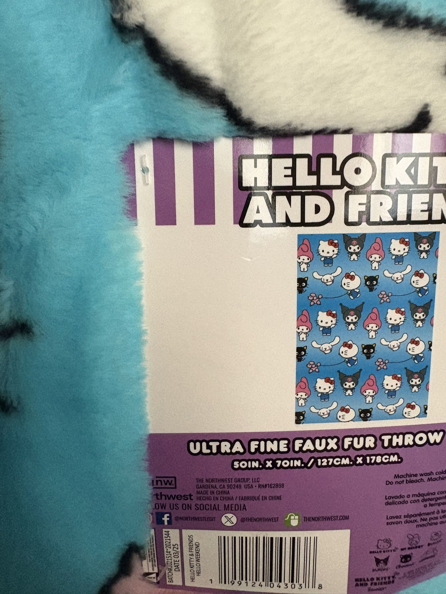 Hello Kitty Blanket