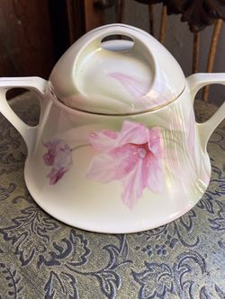 Beautiful R S Germany Coverd Bowl