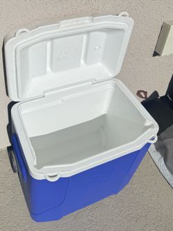 Igloo ice chest