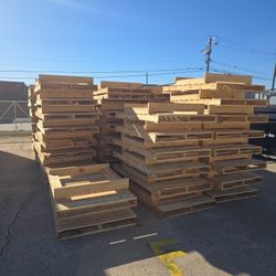 Wooden Pallets . Make An Offer 