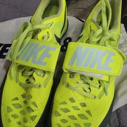 ✨ Nike Track & Field Shoes – Size 11 ✨